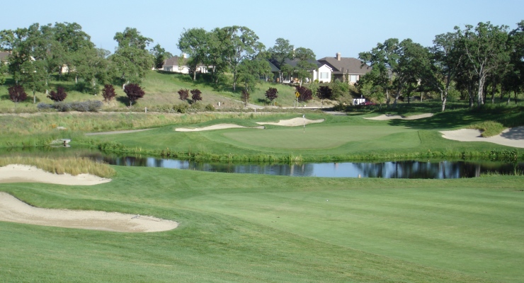 The 8th Green at Saddle Creek