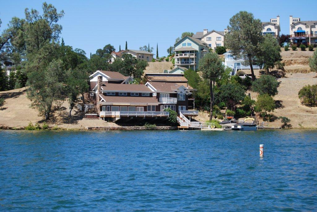 Iconic Lake Tulloch Home on Sunrise